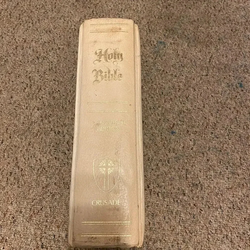 Vintage Holy Bible Analytical Edition Crusade Publisher inc 1970 Thick Book 598P